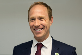 Andrew Eagles Photo